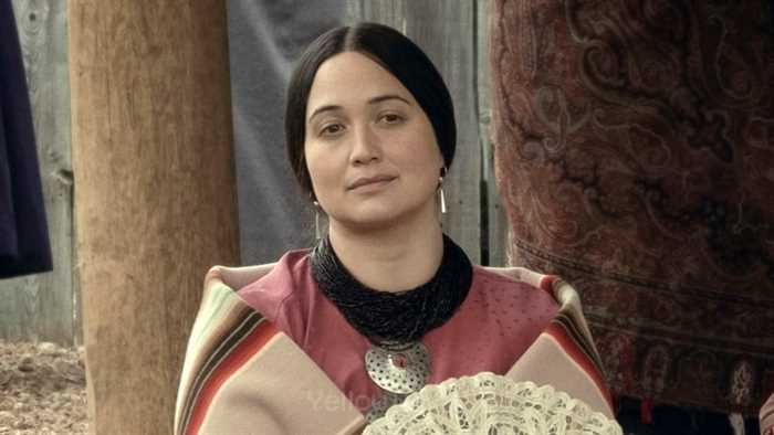 لیلی گلادستون