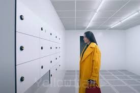 صحنهای از فیلم مواد