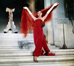 تاریخ شناسی و بررسی نمونه های اولیه فیلم مدلینگ